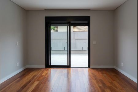 Casa à venda com 430m², 4 quartos e 4 vagas