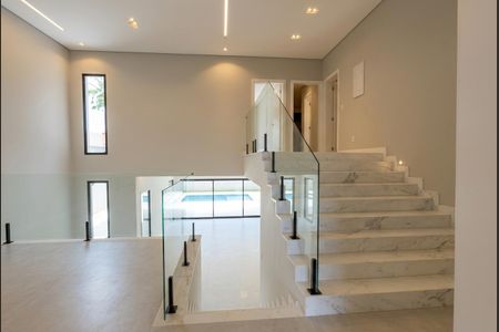 Casa à venda com 430m², 4 quartos e 4 vagas