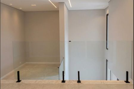 Casa à venda com 430m², 4 quartos e 4 vagas