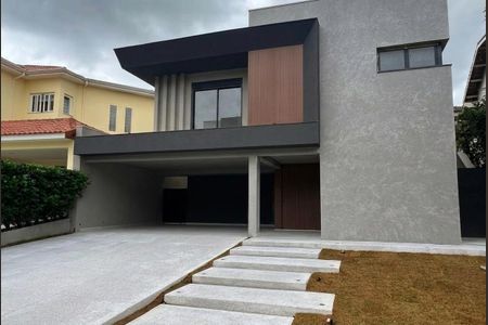 Casa à venda com 430m², 4 quartos e 4 vagas