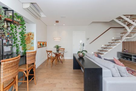 Apartamento para alugar com 106m², 2 quartos e 2 vagasSala