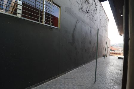 Casa à venda com 144m², 2 quartos e 1 vagaQuintal