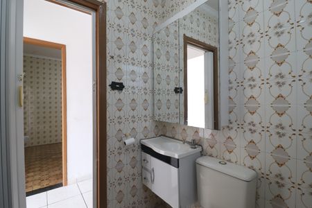 Casa à venda com 144m², 2 quartos e 1 vagaBanheiro