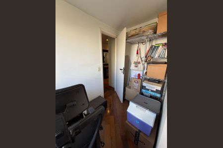 Apartamento à venda com 74m², 3 quartos e 2 vagasQuarto