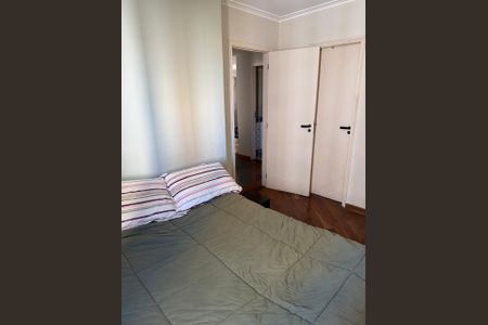 Apartamento à venda com 74m², 3 quartos e 2 vagasQuarto