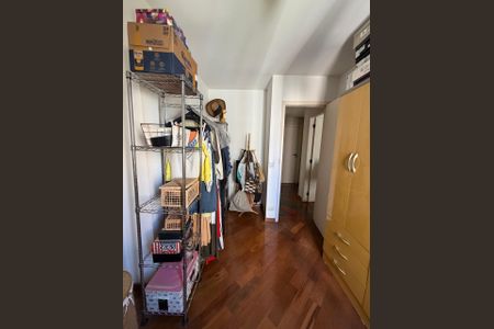 Apartamento à venda com 74m², 3 quartos e 2 vagasQuarto