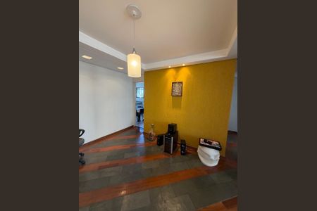 Apartamento à venda com 74m², 3 quartos e 2 vagasSala