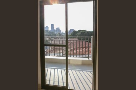 Apartamento à venda com 41m², 1 quarto e sem vagaSacada