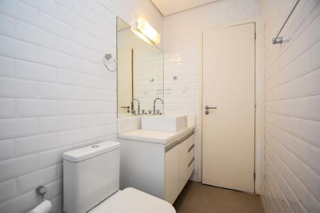 Apartamento para alugar com 190m², 3 quartos e 1 vagabanheiro. corredor