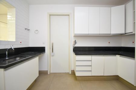 Apartamento para alugar com 190m², 3 quartos e 1 vagacozinha