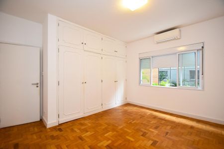 Apartamento para alugar com 190m², 3 quartos e 1 vagaquarto 1