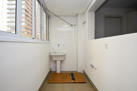 Apartamento para alugar com 190m², 3 quartos e 1 vagalavanderia