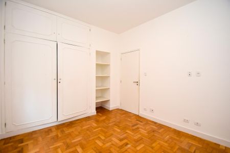 Apartamento para alugar com 190m², 3 quartos e 1 vagaquarto 2