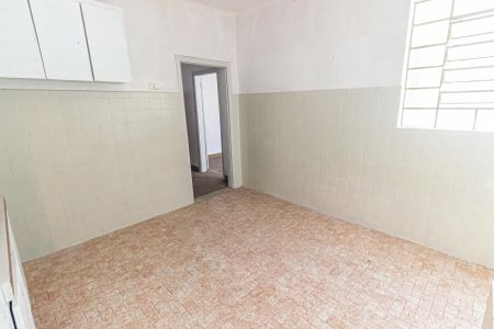 Casa para alugar com 208m², 2 quartos e 2 vagasCozinha