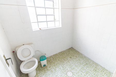 Casa para alugar com 208m², 2 quartos e 2 vagasBanheiro