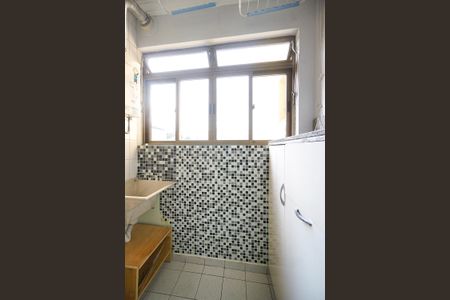 Apartamento para alugar com 73m², 3 quartos e 1 vagaÁrea de serviço