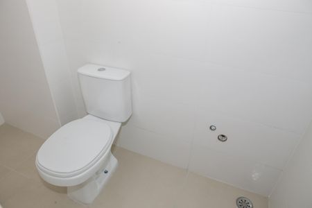 Studio à venda com 27m², 1 quarto e sem vaga Studio à venda com 27m², 1 quarto e sem vagaBanheiro