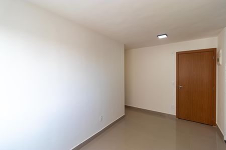 Salas de apartamento para alugar com 2 quartos, 43m² em Vila Satúrnia, Campinas