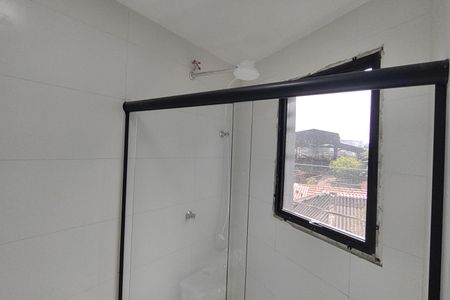 Banheiro de apartamento para alugar com 1 quarto, 33m² em São José, São Caetano do Sul