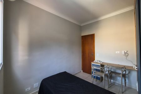 Casa de condomínio para alugar com 180m², 2 quartos e sem vagaQuarto 1