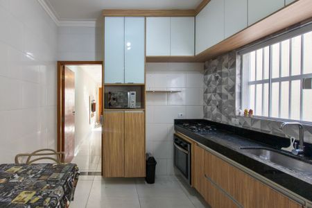 Casa de condomínio para alugar com 180m², 2 quartos e sem vagaCozinha 