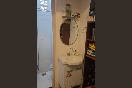 Apartamento à venda com 138m², 3 quartos e 1 vaga Apartamento à venda com 138m², 3 quartos e 1 vagaÁrea de serviço - banheiro