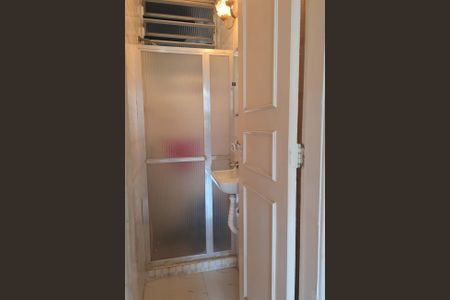 Apartamento à venda com 138m², 3 quartos e 1 vaga Apartamento à venda com 138m², 3 quartos e 1 vagaÁrea de serviço - banheiro