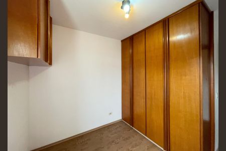 Apartamento à venda com 80m², 3 quartos e 2 vagasQuarto 2