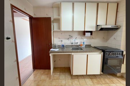 Apartamento à venda com 80m², 3 quartos e 2 vagasCozinha - Armários