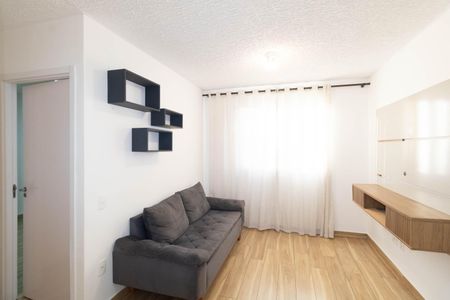 Sala de apartamento para alugar com 2 quartos, 46m² em Guaratiba, Rio de Janeiro