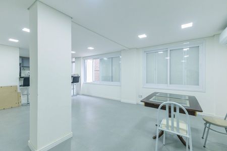 Apartamento à venda com 80m², 1 quarto e sem vagaÁrea comum - Salão de festas