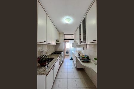 Apartamento à venda com 90m², 3 quartos e 2 vagasCozinha