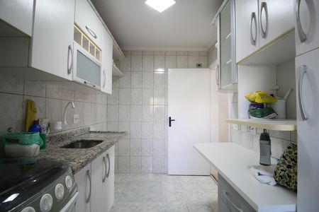Cozinha - Armários de apartamento para alugar com 3 quartos, 70m² em Panamby, São Paulo