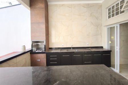 Casa para alugar com 330m², 4 quartos e 4 vagasÁrea gourmet