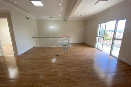 Casa para alugar com 4 quartos, 330m² em Parque Via Norte, Campinas