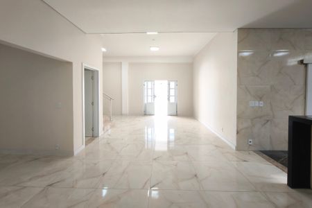Sala de casa para alugar com 4 quartos, 330m² em Parque Via Norte, Campinas