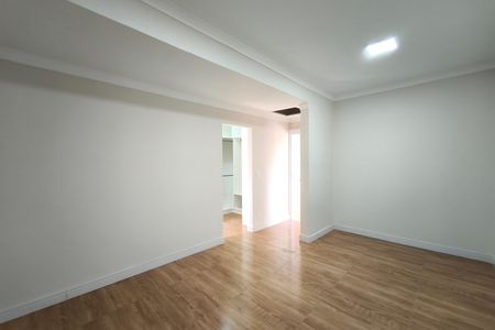 Casa para alugar com 330m², 4 quartos e 4 vagasSuíte