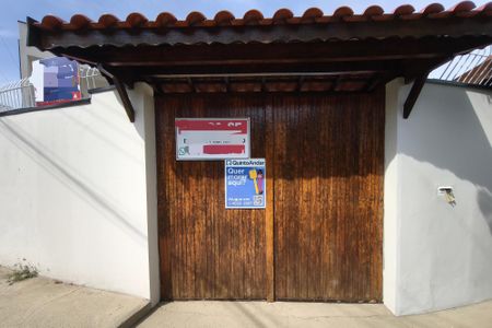 Casa para alugar com 330m², 4 quartos e 4 vagasFachada
