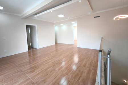 Sala de TV de casa para alugar com 4 quartos, 330m² em Parque Via Norte, Campinas