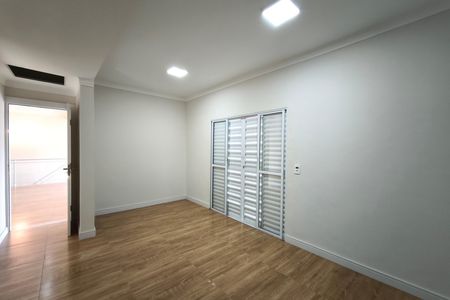 Casa para alugar com 330m², 4 quartos e 4 vagasSuíte