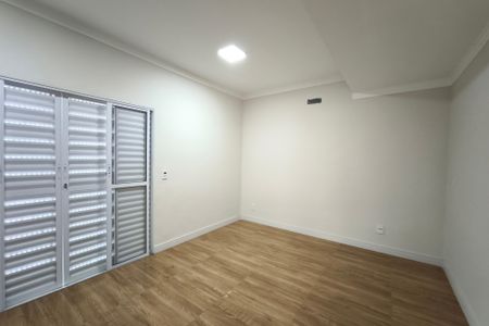Casa para alugar com 330m², 4 quartos e 4 vagasSuíte