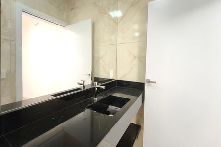 Casa para alugar com 330m², 4 quartos e 4 vagasBanheiro Suíte 3