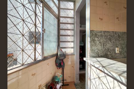 Apartamento para alugar com 100m², 3 quartos e sem vagaCozinha e Área de Serviço