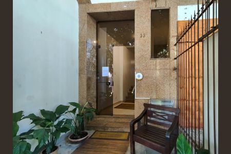 Apartamento para alugar com 100m², 3 quartos e sem vagaFachada e portaria