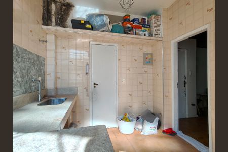 Apartamento para alugar com 100m², 3 quartos e sem vagaCozinha e Área de Serviço