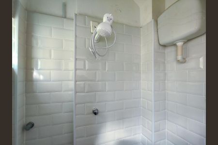 Apartamento para alugar com 100m², 3 quartos e sem vagaBanheiro da Suíte