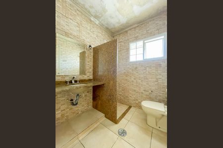 Casa para alugar com 200m², 3 quartos e sem vagaBanheiro