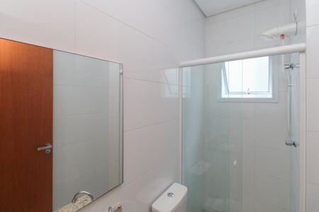 Banheiro de apartamento para alugar com 2 quartos, 40m² em Vila Paiva, São Paulo