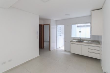 Sala/Cozinha de apartamento para alugar com 2 quartos, 40m² em Vila Paiva, São Paulo