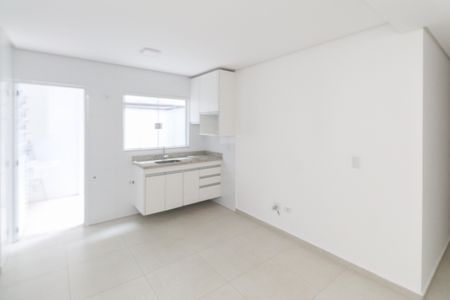 Sala/Cozinha de apartamento para alugar com 2 quartos, 40m² em Vila Paiva, São Paulo